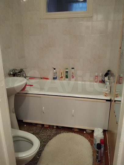 2-к. квартира, 42 м², 3/6 эт.