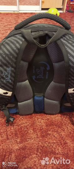 Школьный рюкзак