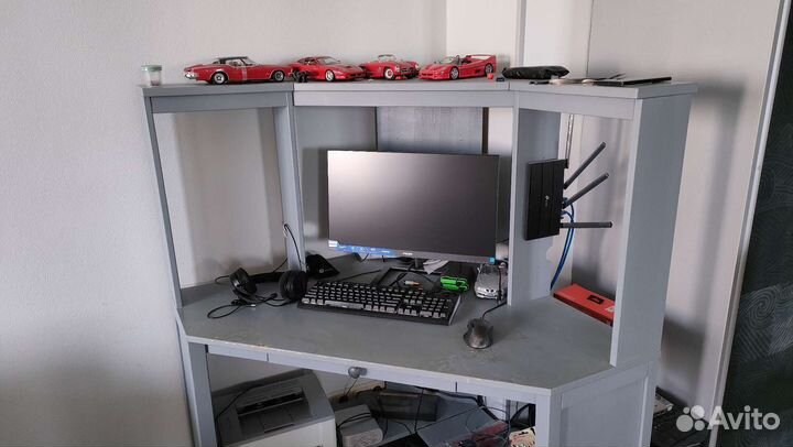 Компьютерный стол IKEA