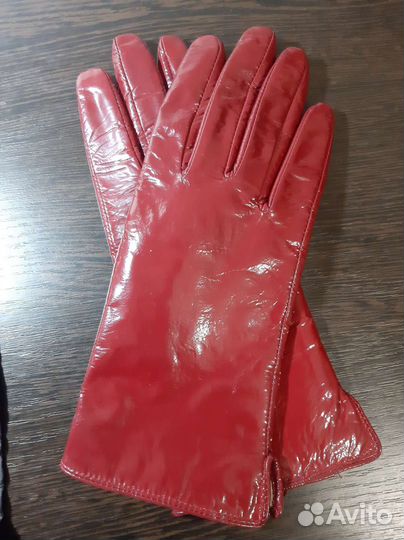 Перчатки женские кожаные новые