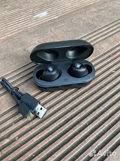 Беспроводные наушники jbl t100 tws