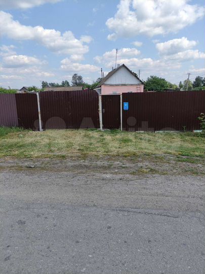 Дом 30 м² на участке 8 сот.