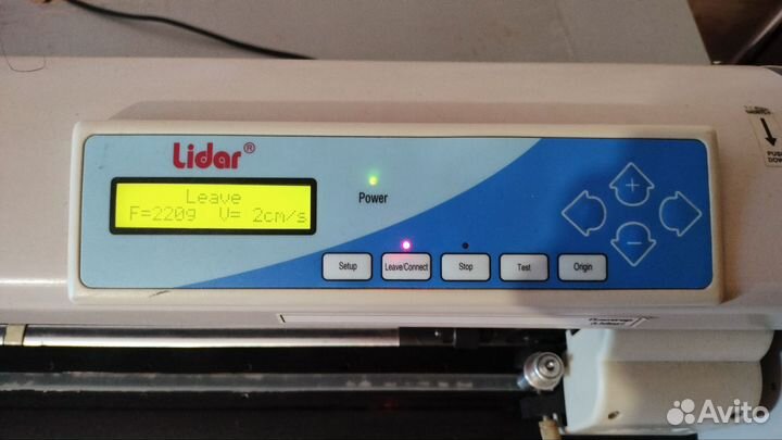 Режущий плоттер Lidar 1350 для наклеек