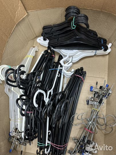 Вешалки плечики детские и взрослые