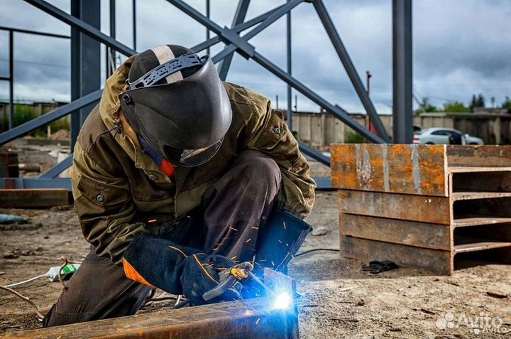 Сварщик металлоконструкций, вахта