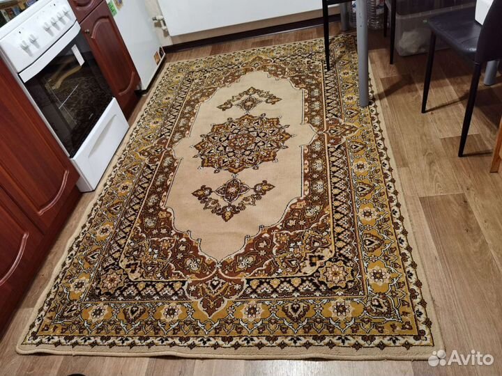 Ковер бу шерстяной