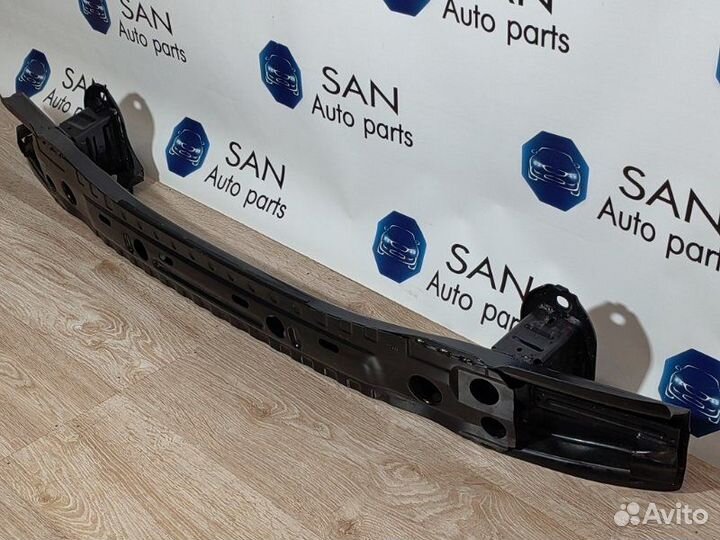 Усилитель бампера задний Bmw 5 F10 N63B44 2011