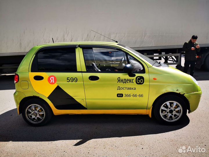 Оклейка Яндекс Такси, Яндекс Грузовой, курьер