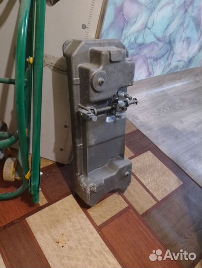 Промышленная швейная машинка