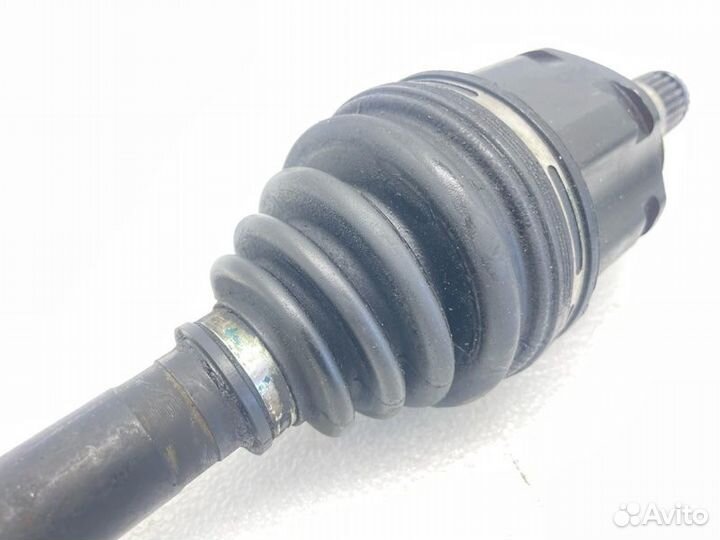 Полуось (привод) передний левый Toyota Noah ZRR70