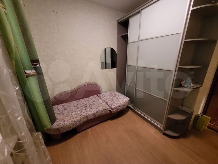 Комната 8 м² в 3-к., 4/5 эт.