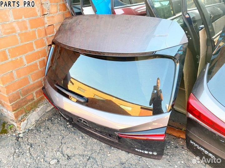 Lexus NX Z10 крышка багажника