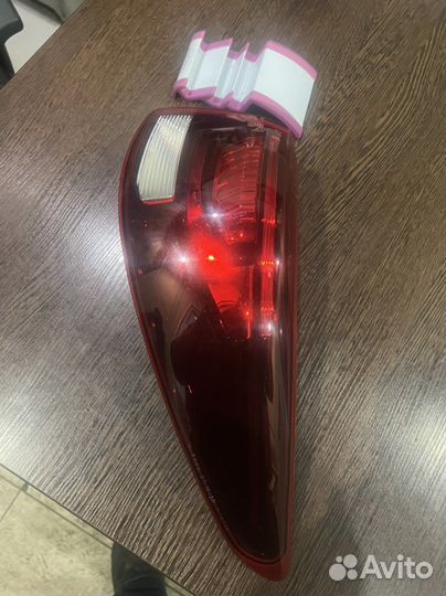 Продам здадний правый фара на киа рио Х 2020 года