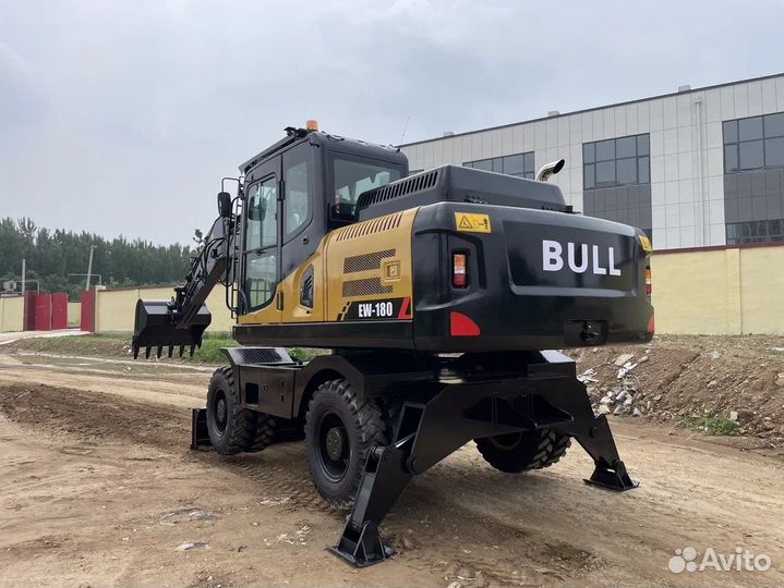 Колёсный экскаватор Bull EW180 Plus, 2023