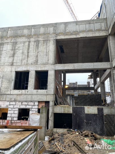 Рабочие с навыками в отделке