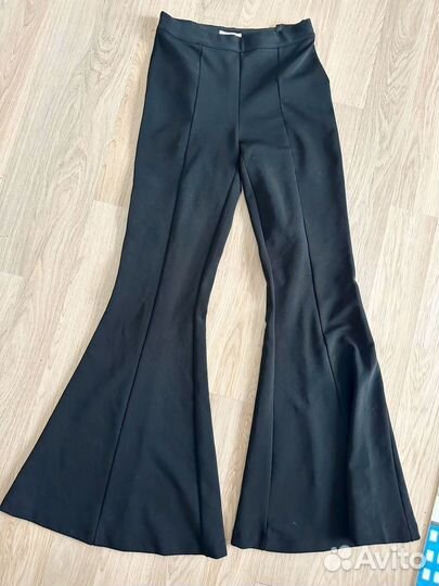 Брюки черные клеш