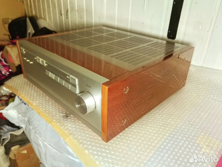 Интегральный усилитель Yamaha A2000