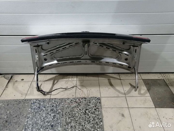 Крышка багажника Volkswagen passat b3