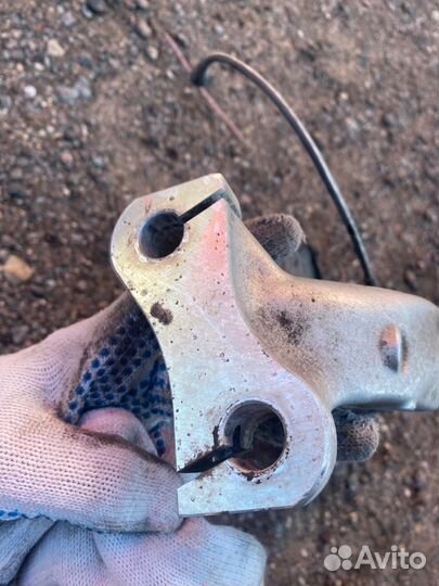 Кулак поворотный передний левый Audi Q7 4M