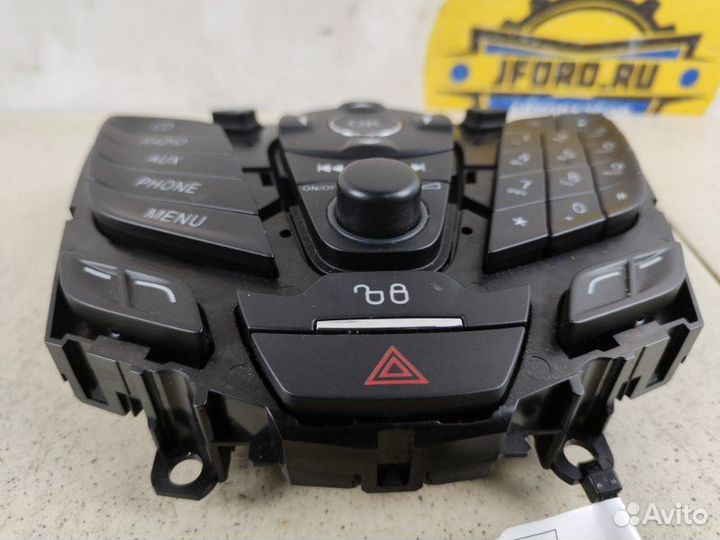 Панель магнитолы Ford Focus 3 CB8 2012