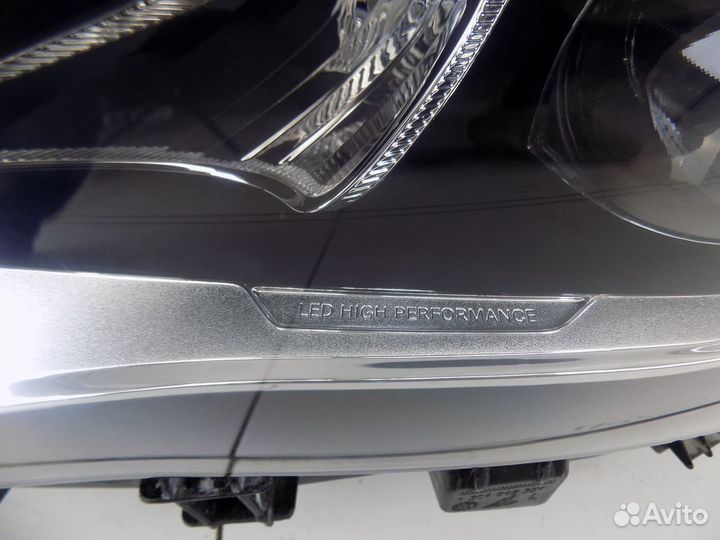 Фара левая Mercedes-Benz GLA-Class