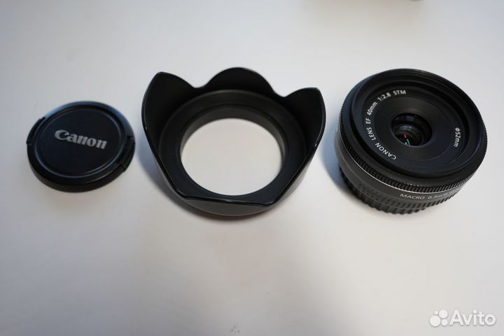 Объектив Canon EF 40mm f 2.8 STM