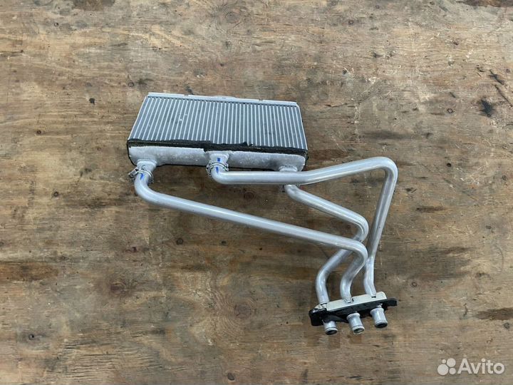 Радиатор отопителя печки BMW 5 E60 E61 E63 E64