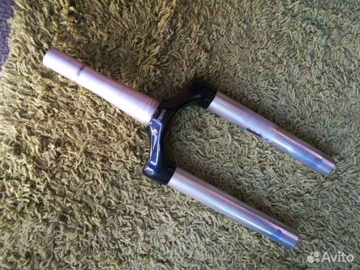 SID корона вилки со штоком rock shox