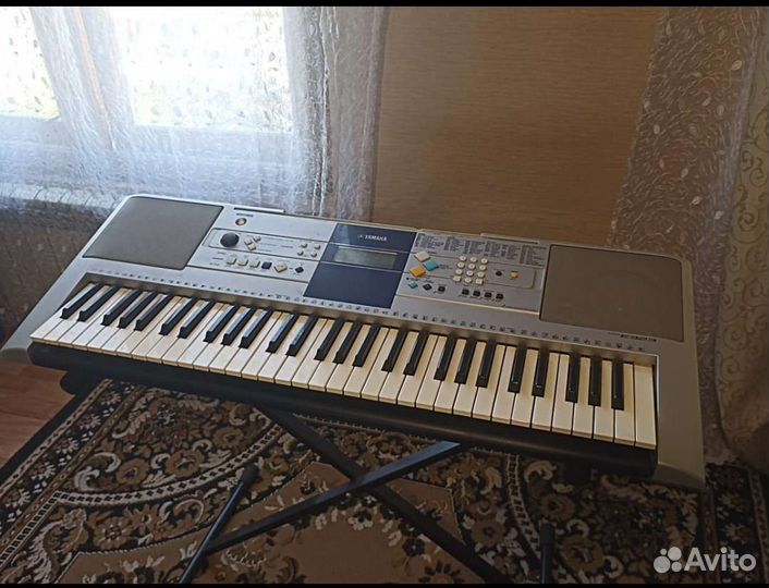 Синтезатор yamaha