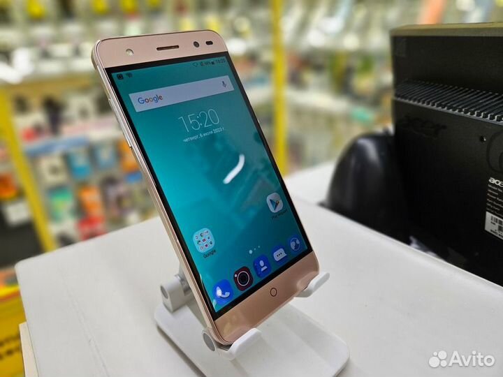 ZTE Blade V7 Lite