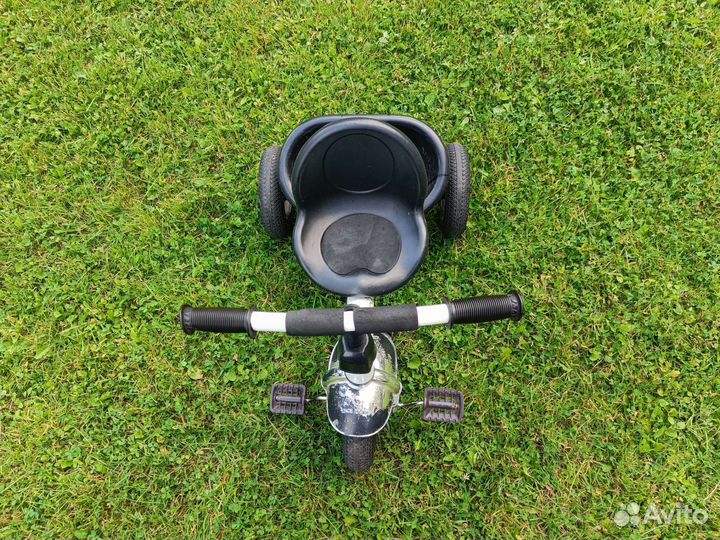 Трехколесный велосипед