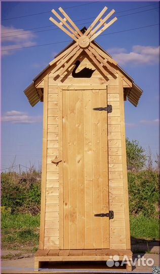 Дачный туалет деревянный