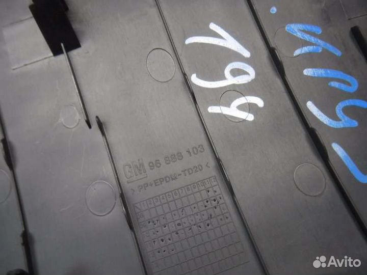 Крышка подушки безопасности Chevrolet Cruze F16D3