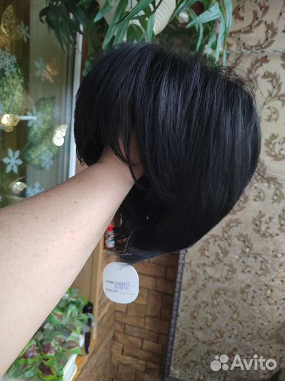 Парик черный короткий. Новый