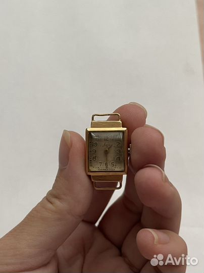 Часы луч СССР женские
