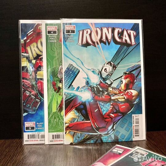 Комплект комиксов «Iron Cat» (#1-5)