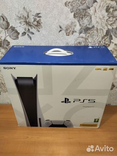 Новая/ Sony PlayStation 5 PS5 Blu-ray CFI-1200A