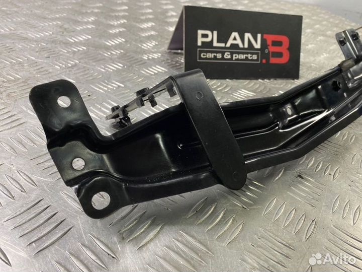 Усилитель бампера Nissan Teana J32