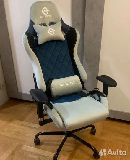 Офисное кресло (геймерское). Кресло для директора