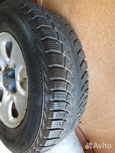 Диски и зимняя резина от Suzuki Crand vintata