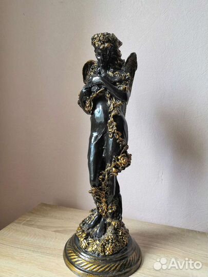 Статуэтка ангел