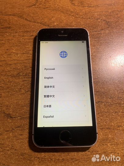 iPhone SE, 32 ГБ