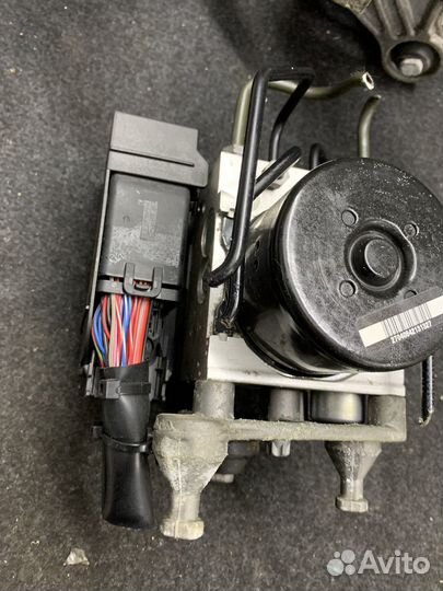 A1729014000 Блок ABS Mercedes C W204, 2012г