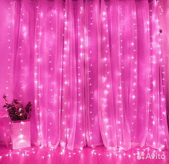 Розовая гирлянда-штора