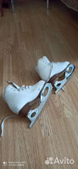 Фигурные коньки risport