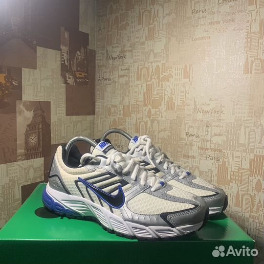 Кроссовки Nike