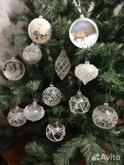 Стеклянные елочные шары