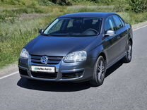 Volkswagen Jetta 1.6 AMT, 2010, 165 000 км, с пробегом, цена 1 125 000 руб.