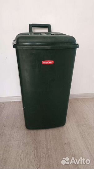 Мусорный бак Curver90 литров