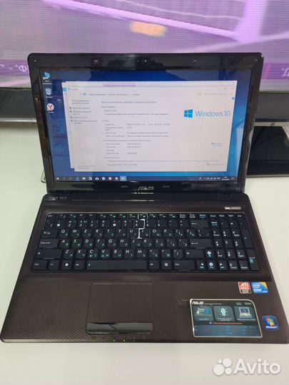 Ноутбук Asus i3